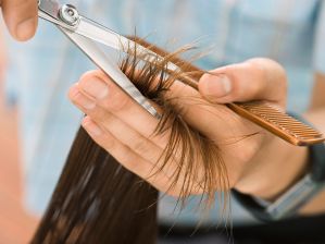 hairdresser-cutting-woman-s-hair-in-salon-focus-on-hair-hands-and-scissors-close-up-78119917-57f6a5a55f9b586c3535c1b6